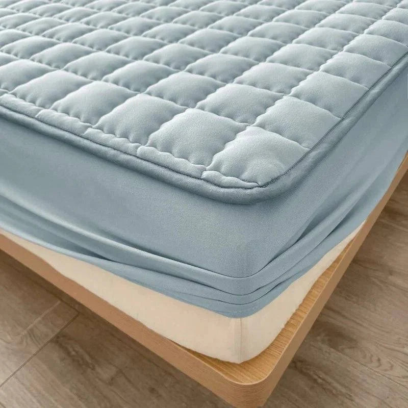 Fitted Mattress Protector Silky Plush Top & Elastic Fit