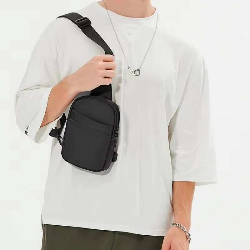 Crossbody Bag Lightweight Nylon Splash-Resistant Adjustable Strap