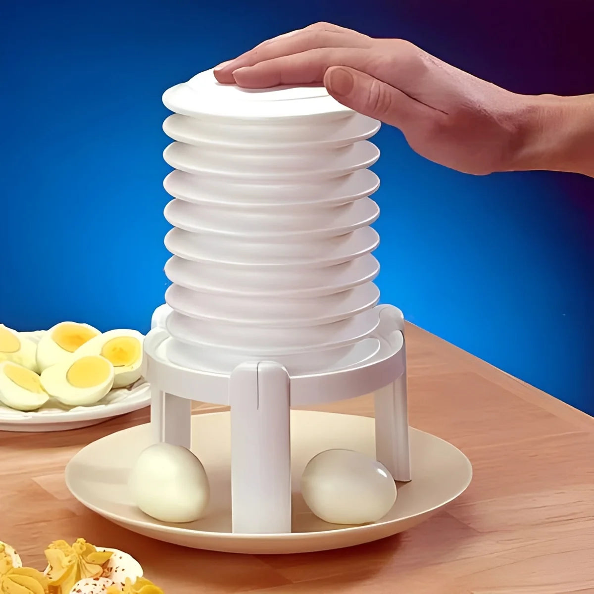 Egg Peeler Press-and-Release Finger-Safe Travel-Size