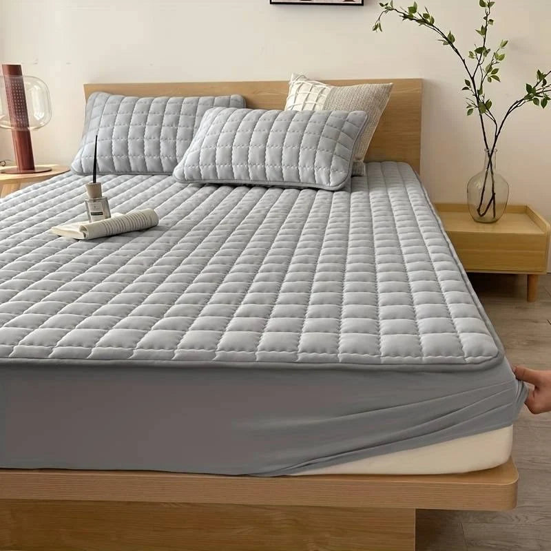 Fitted Mattress Protector Silky Plush Top & Elastic Fit