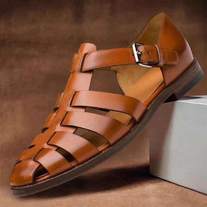Men's Sandals Adjustable Buckle Straps & Structured Footbed