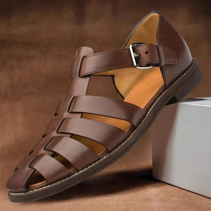 Men's Sandals Adjustable Buckle Straps & Structured Footbed