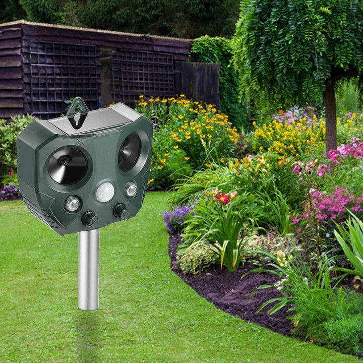 Outdoor Animal Repeller Solar-Powered Ultrasonic Weatherproof