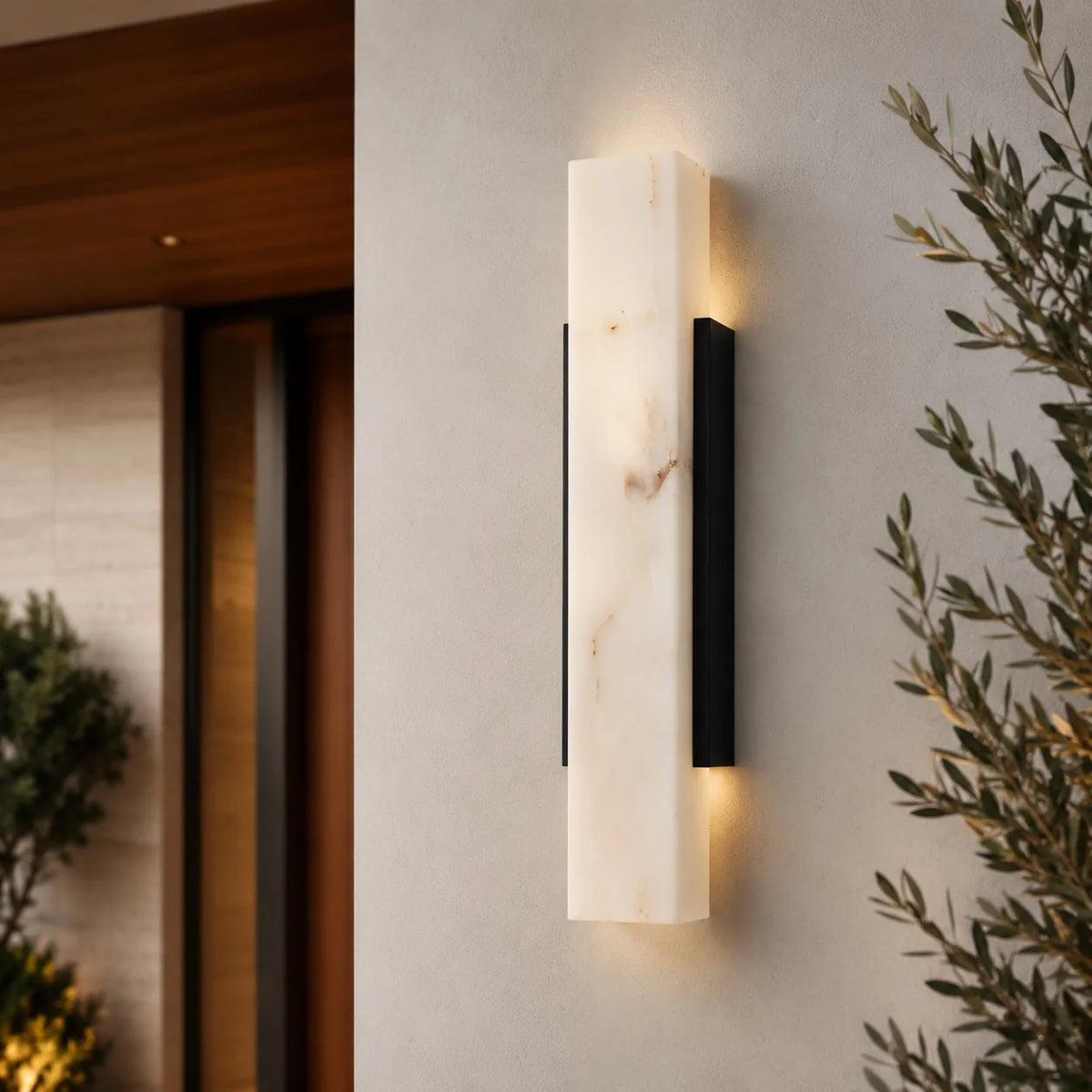 Outdoor Wall Light Up & Down Integrated LED IP65