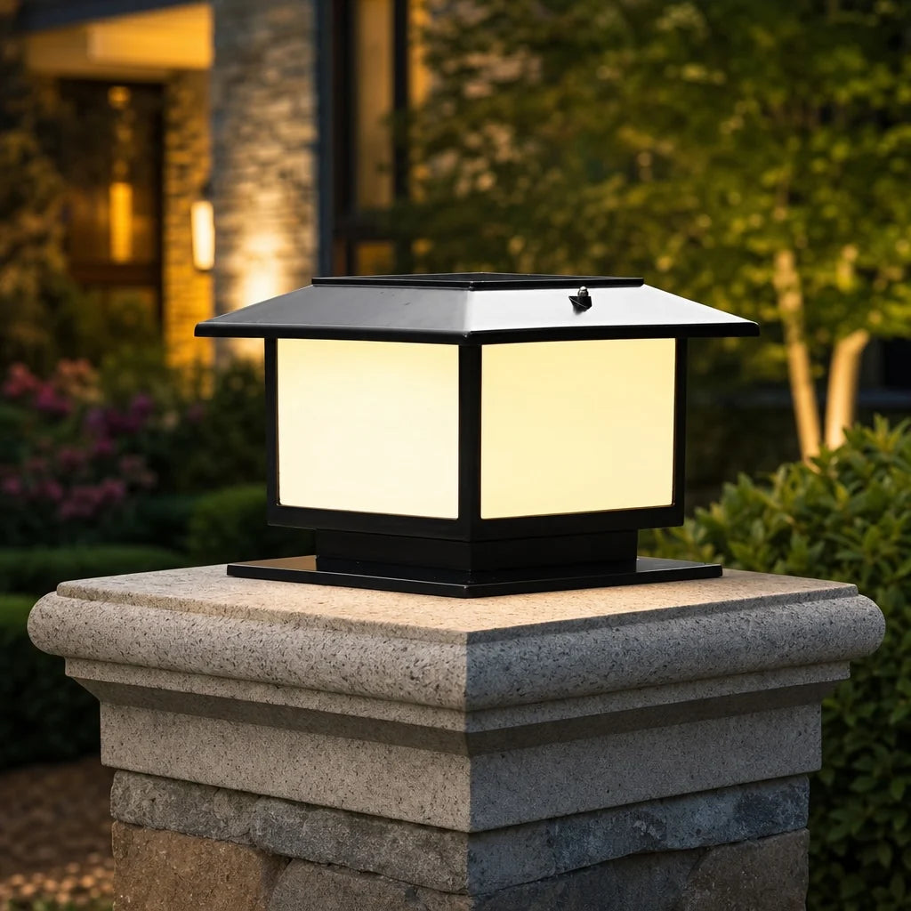 Pillar Light Solar & Hardwired Die-Cast Aluminum IP54