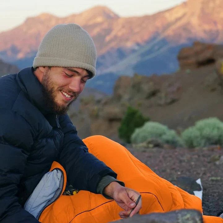Sleeping Bag Lightweight Water-Resistant Nylon Convertible