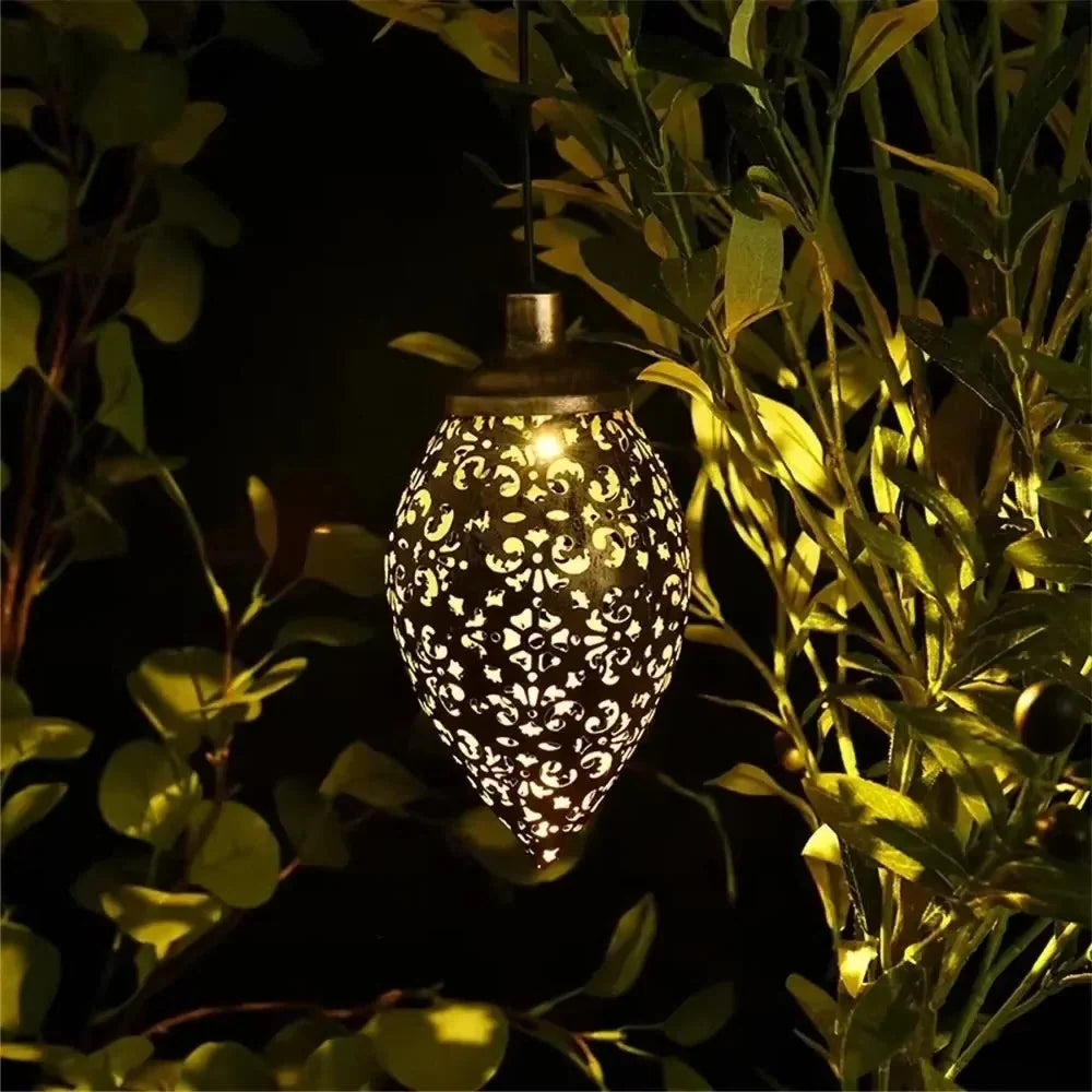 Solar Garden Light Automatic Dusk-to-Dawn Weather-Resistant
