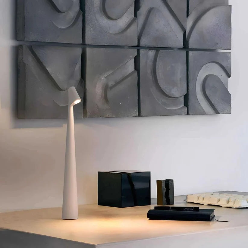 Table Lamp Rechargeable Warm Dimming Matte Aluminum