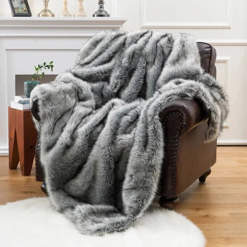 Throw Blanket Weighted Faux Fur Machine Washable